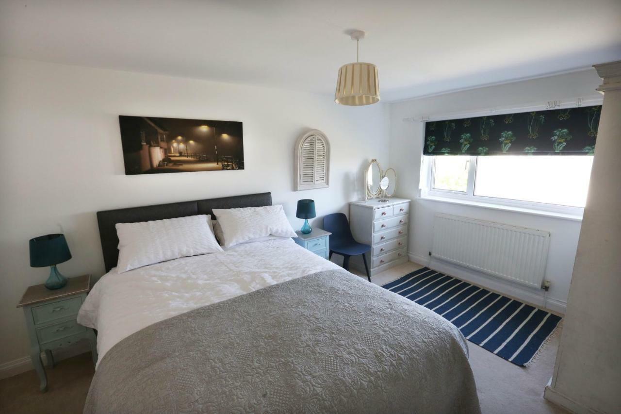 4A Dolphin Close Apartment ไลม์รีจิส ภายนอก รูปภาพ